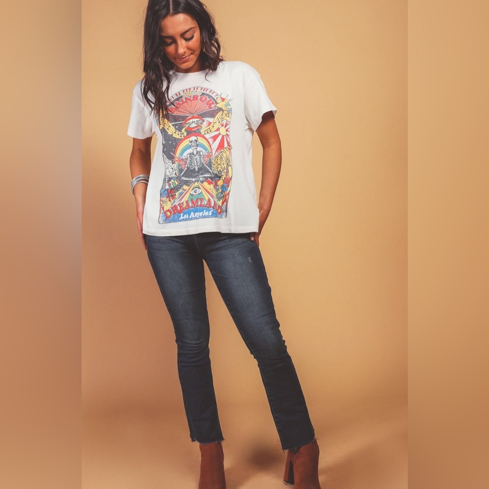 Graphic Tee Dreamland Los Angeles Multiple Sizes- For Love Bell